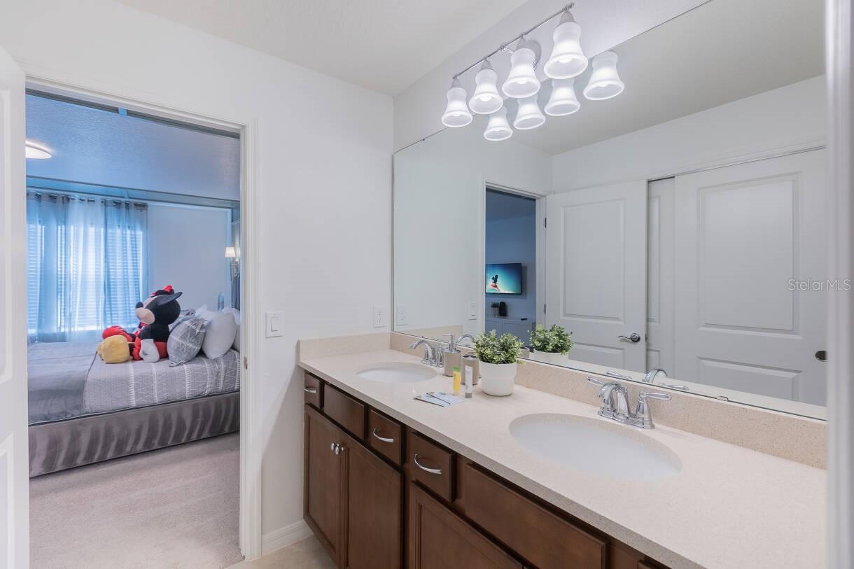 136 JETTY WAY, DAVENPORT, FL, 33897