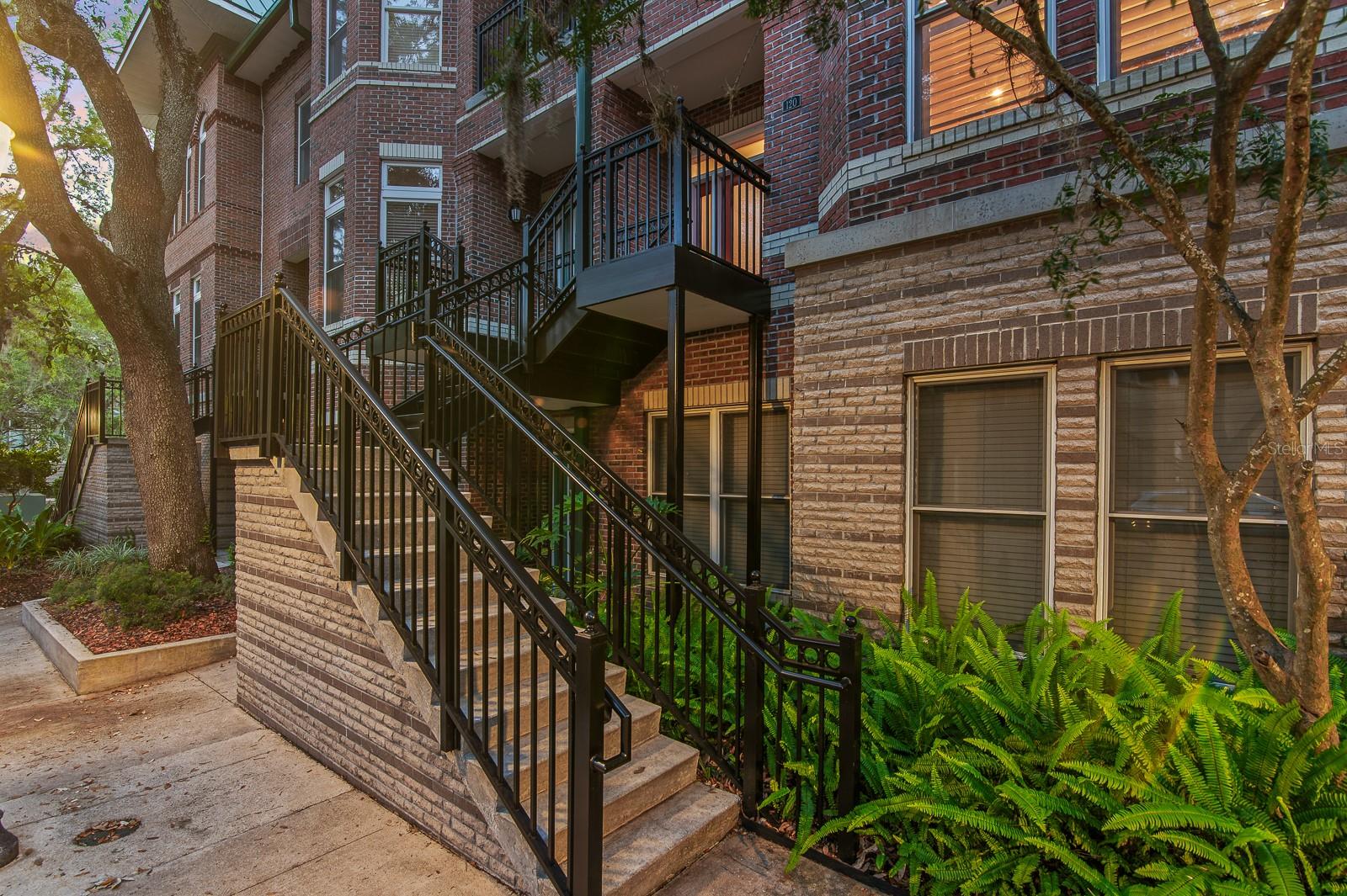 120 NE 4TH ST, GAINESVILLE, FL, 32601