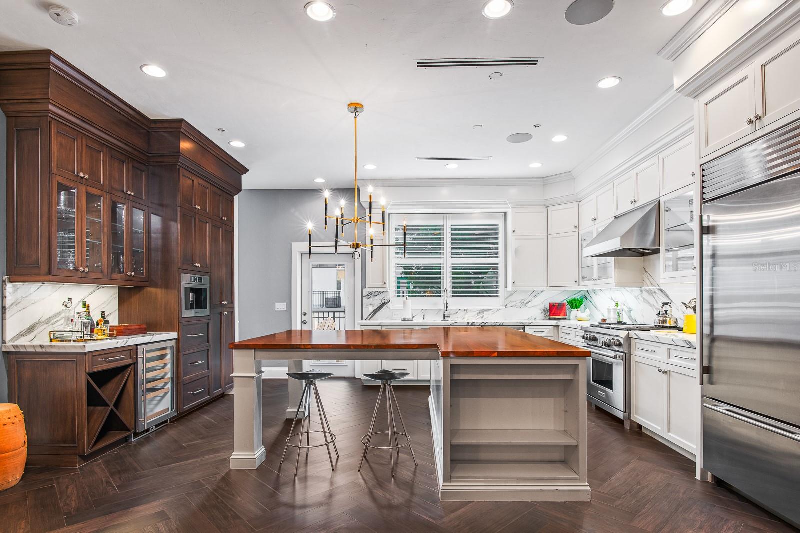 120 NE 4TH ST, GAINESVILLE, FL, 32601