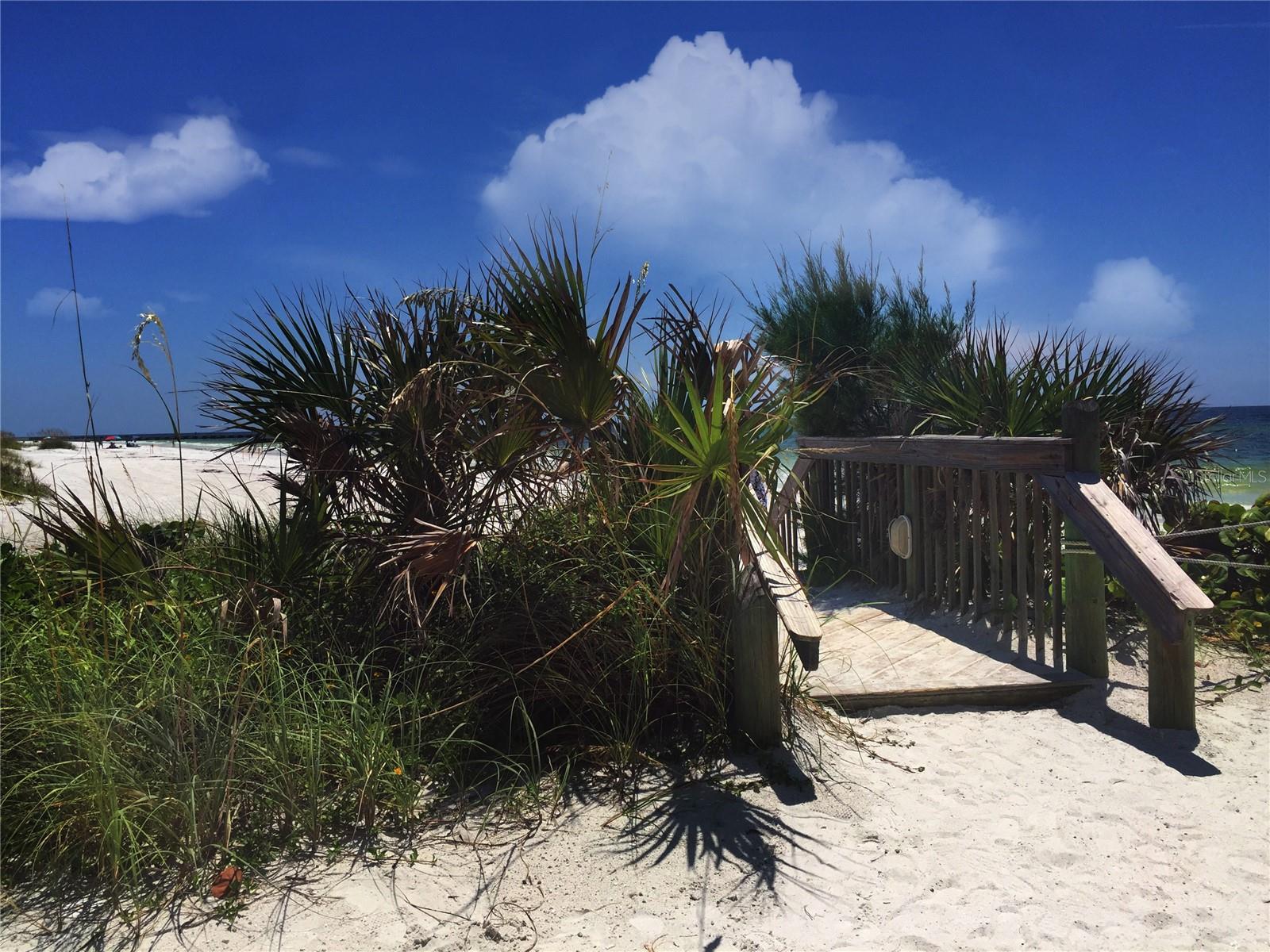 466 SUNNYSIDE DR, VENICE, FL, 34293