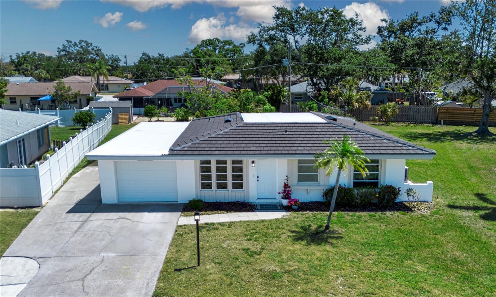 466 SUNNYSIDE DR, VENICE, FL, 34293