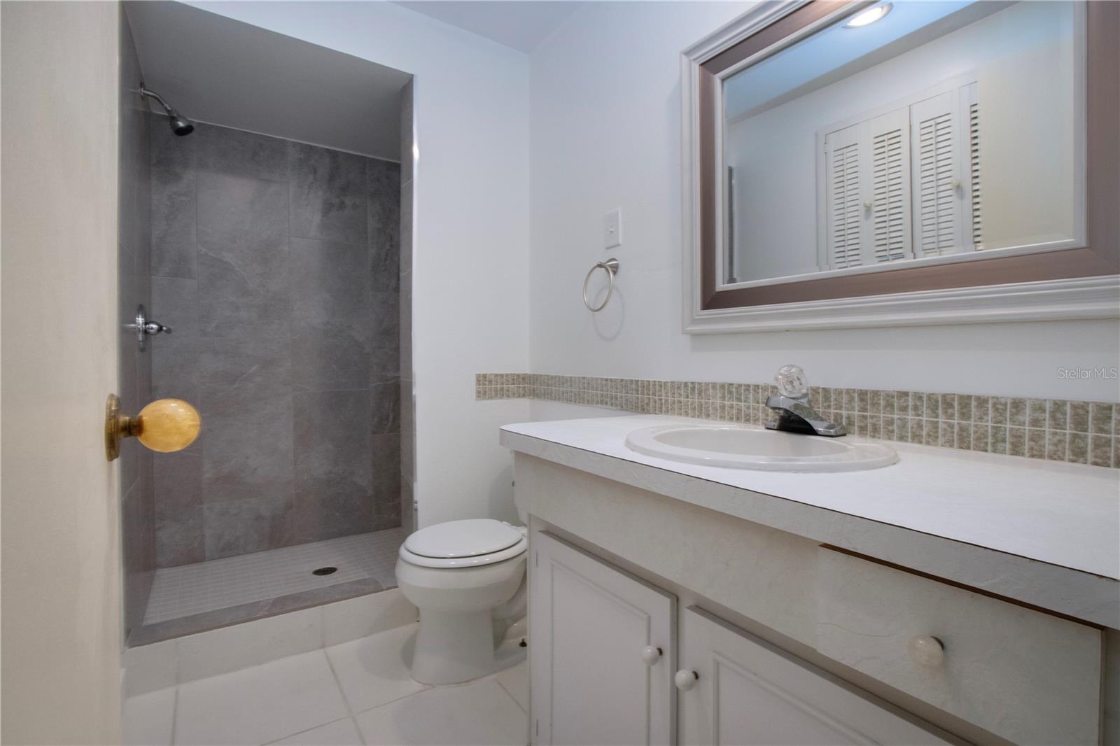 466 SUNNYSIDE DR, VENICE, FL, 34293