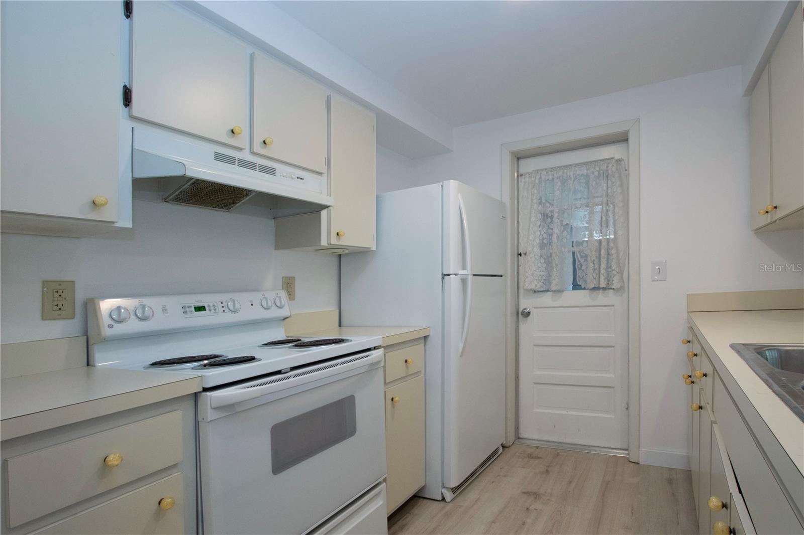 466 SUNNYSIDE DR, VENICE, FL, 34293