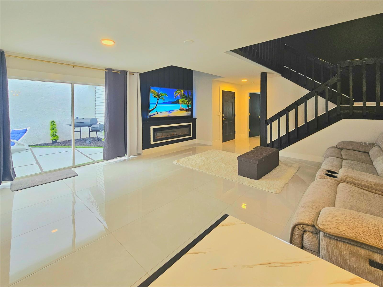 13665 ABBEY DR #2, FORT MYERS, FL, 33919