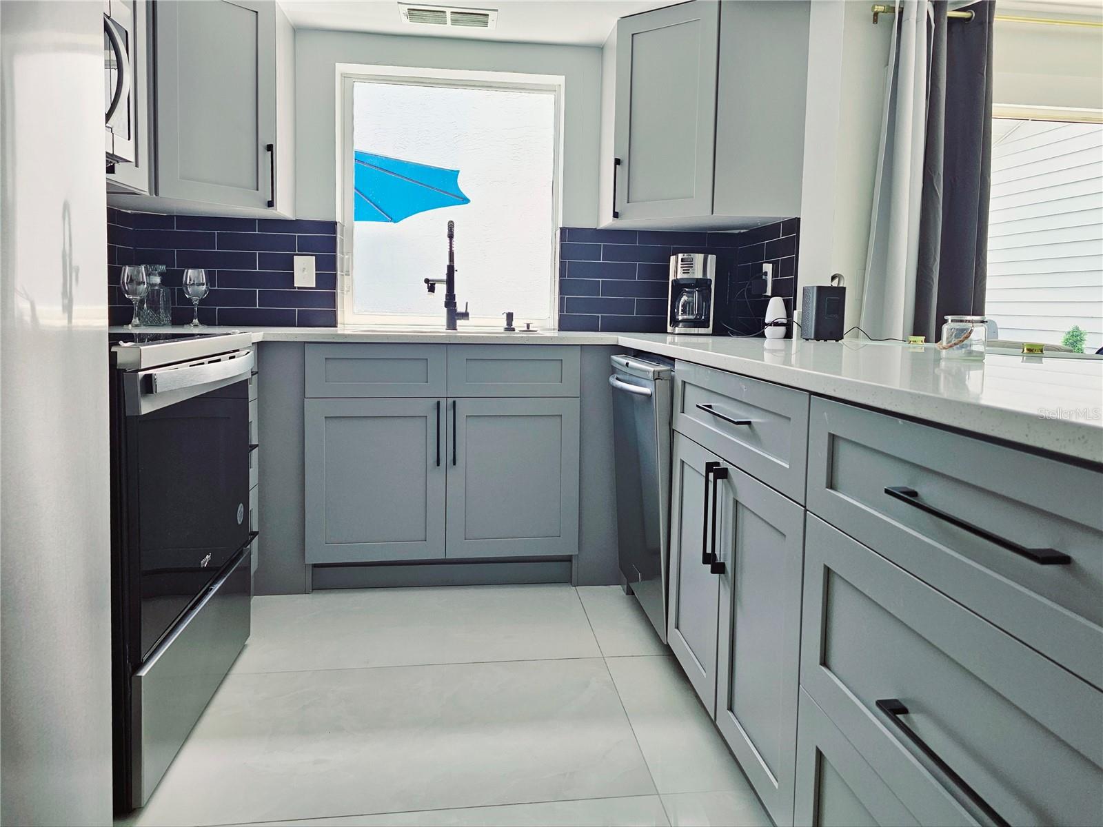 13665 ABBEY DR #2, FORT MYERS, FL, 33919