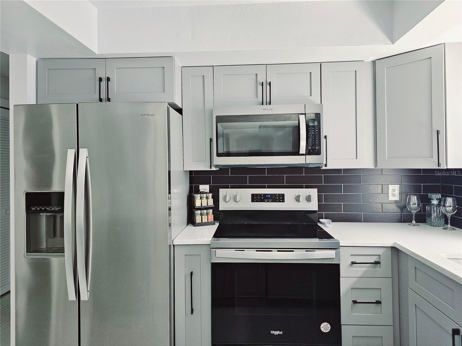 13665 ABBEY DR #2, FORT MYERS, FL, 33919