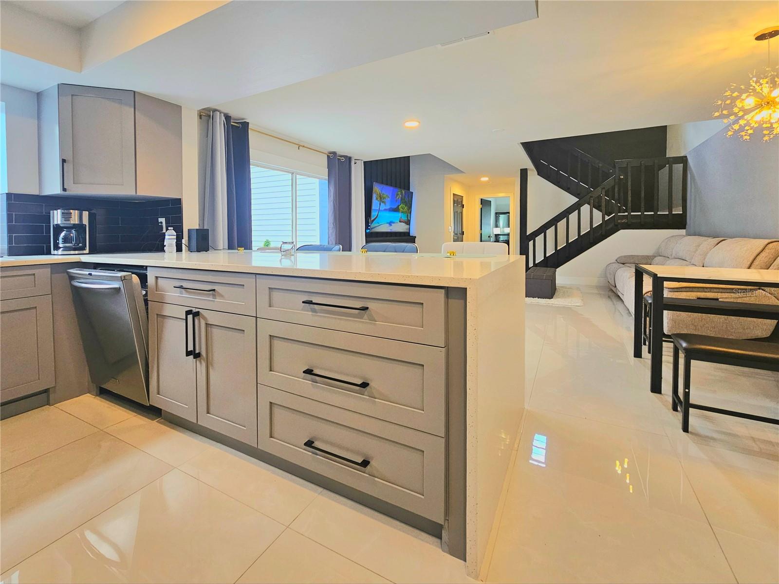 13665 ABBEY DR #2, FORT MYERS, FL, 33919