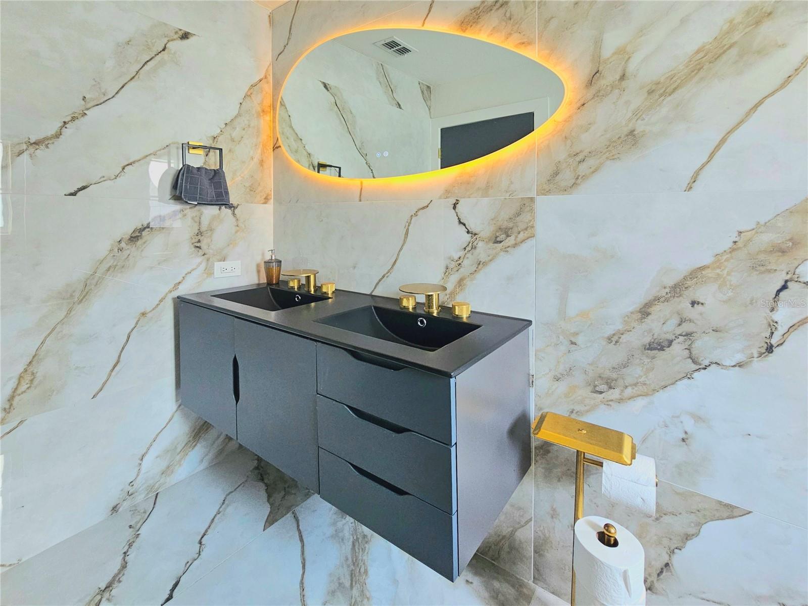 13665 ABBEY DR #2, FORT MYERS, FL, 33919