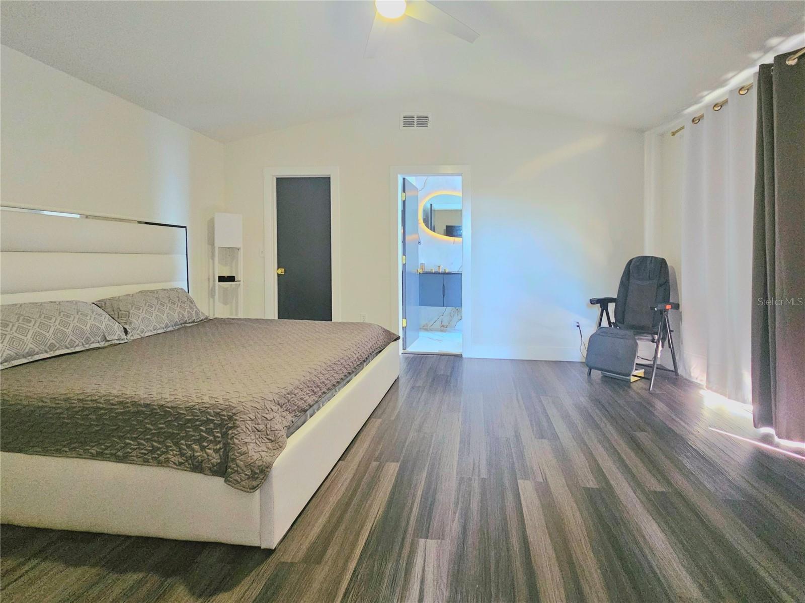 13665 ABBEY DR #2, FORT MYERS, FL, 33919