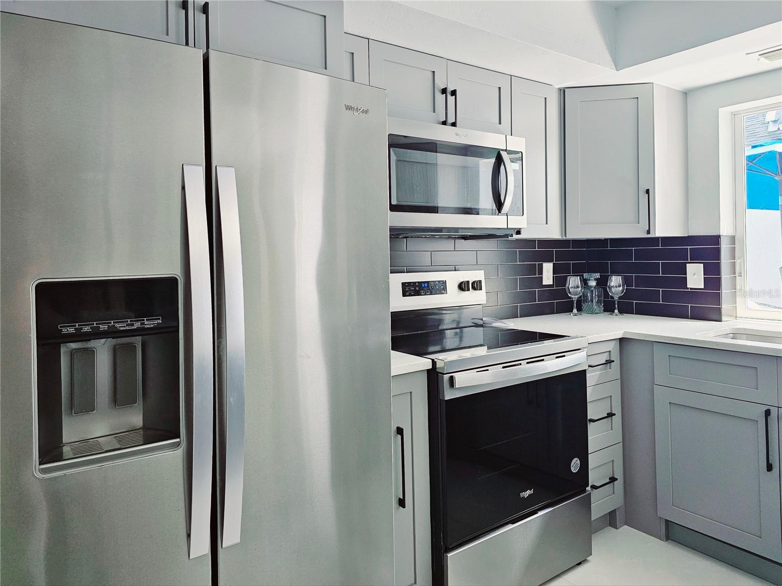 13665 ABBEY DR #2, FORT MYERS, FL, 33919