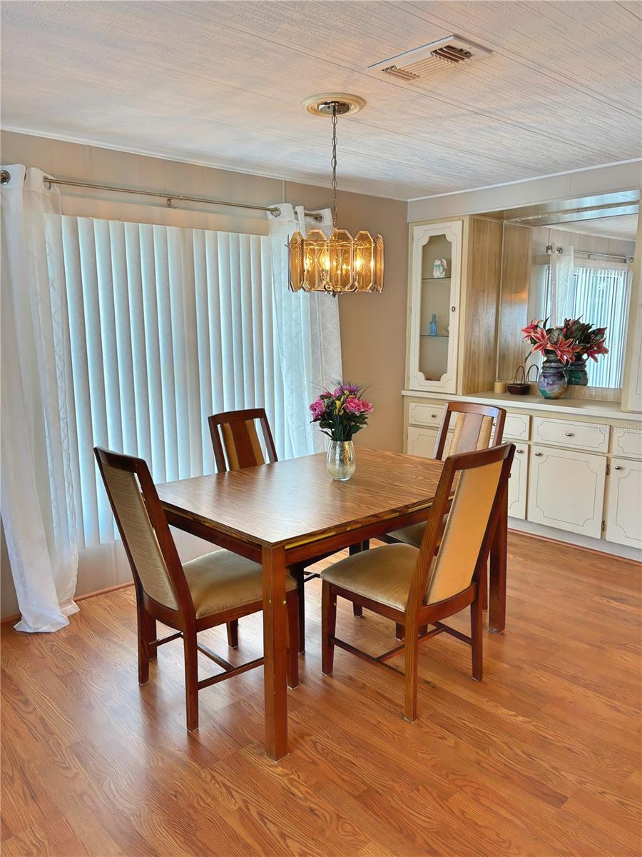 P4934493 Property Photo