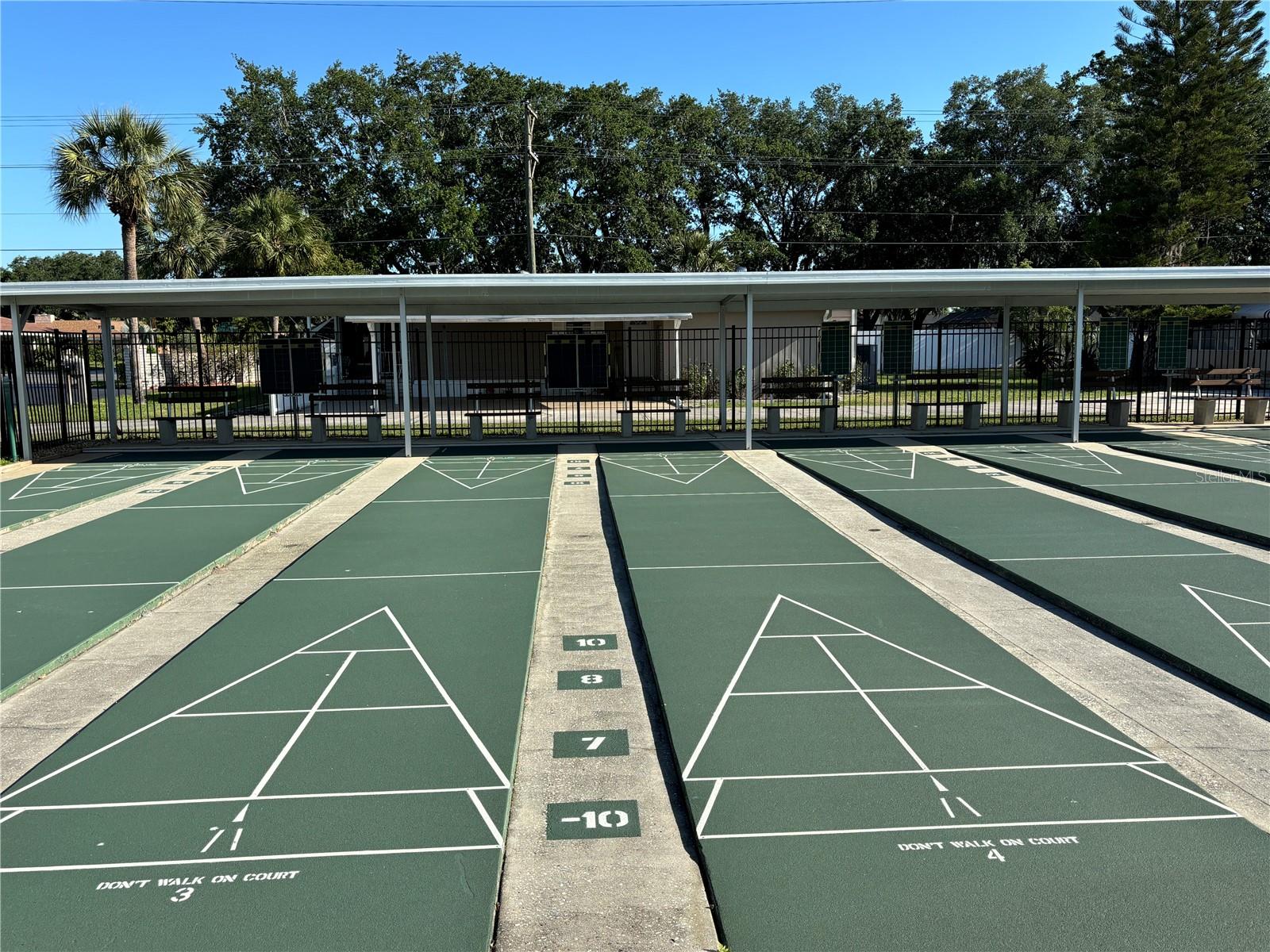 P4934493 Property Photo