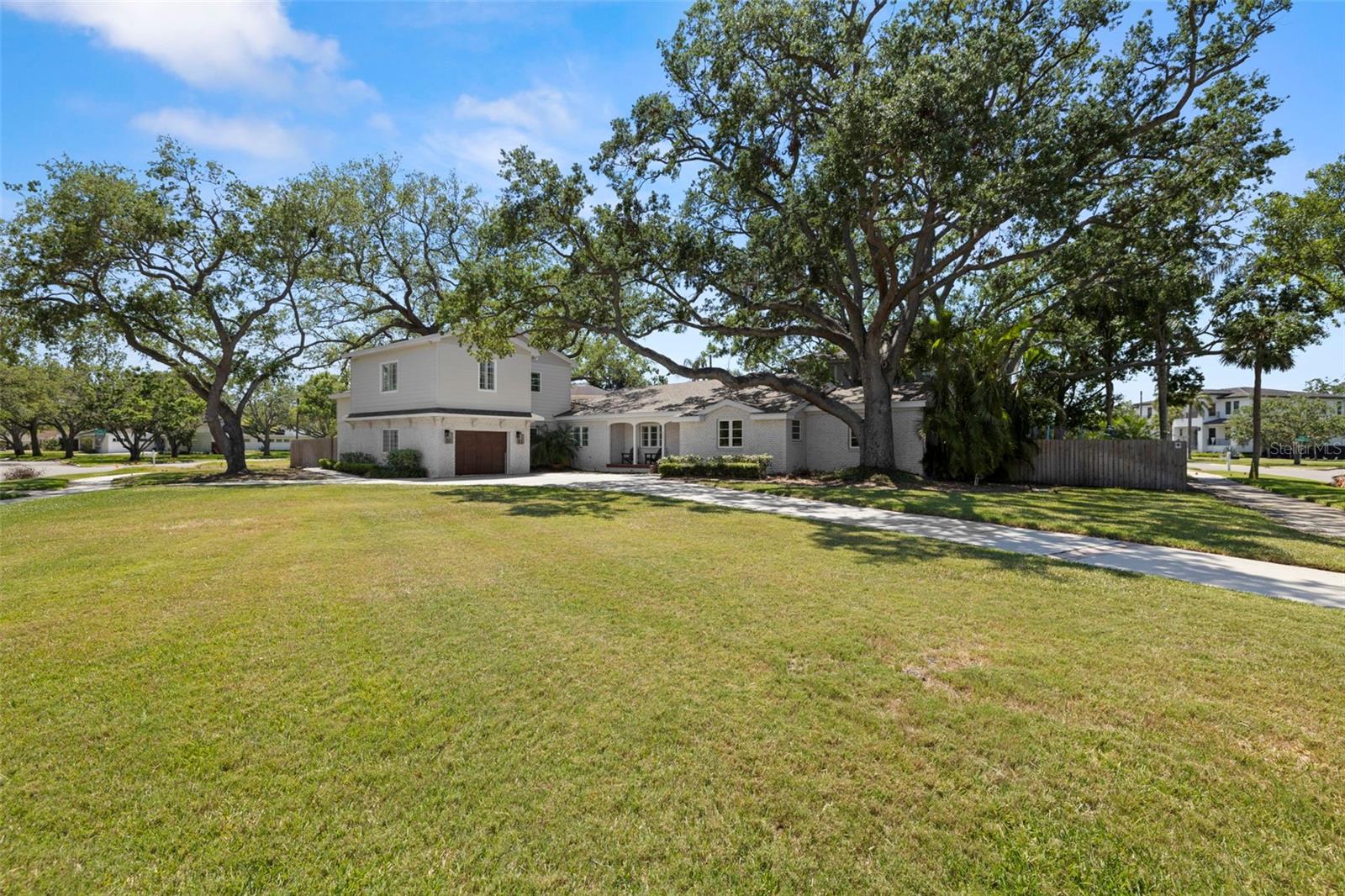 5001 W DICKENS AVE, TAMPA, FL, 33629