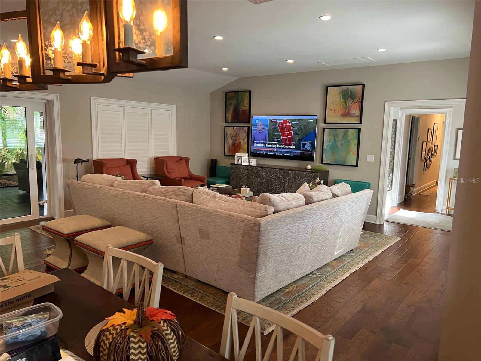 5001 W DICKENS AVE, TAMPA, FL, 33629