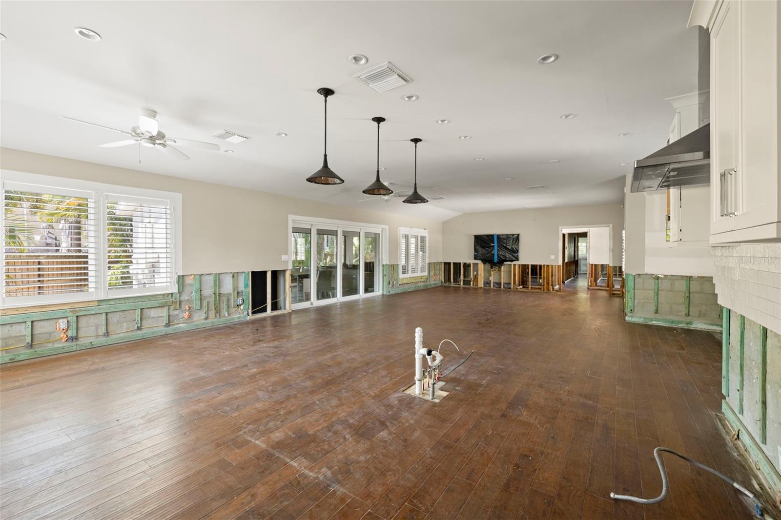 5001 W DICKENS AVE, TAMPA, FL, 33629