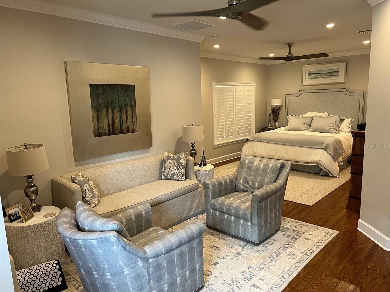 5001 W DICKENS AVE, TAMPA, FL, 33629