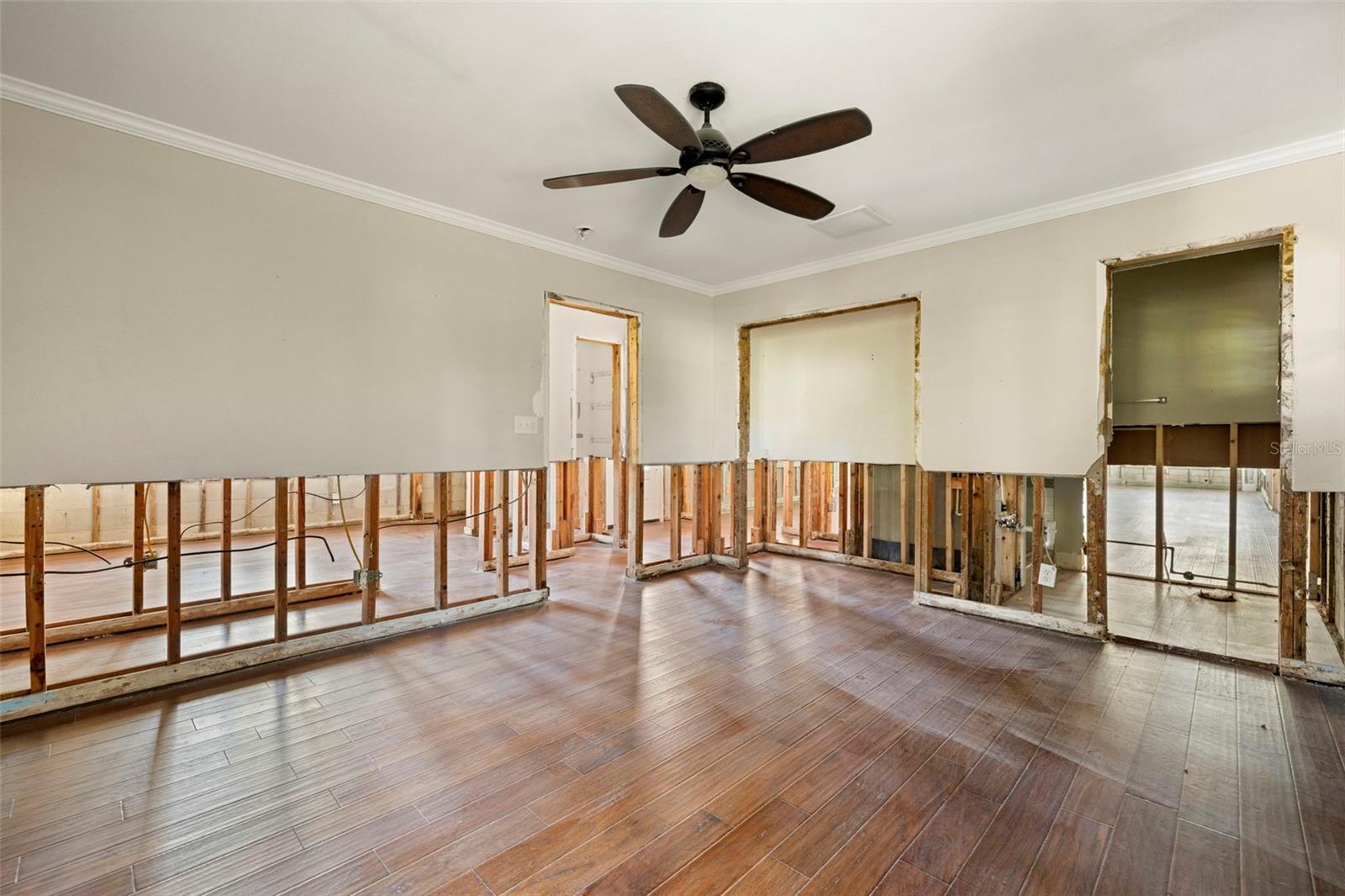 5001 W DICKENS AVE, TAMPA, FL, 33629