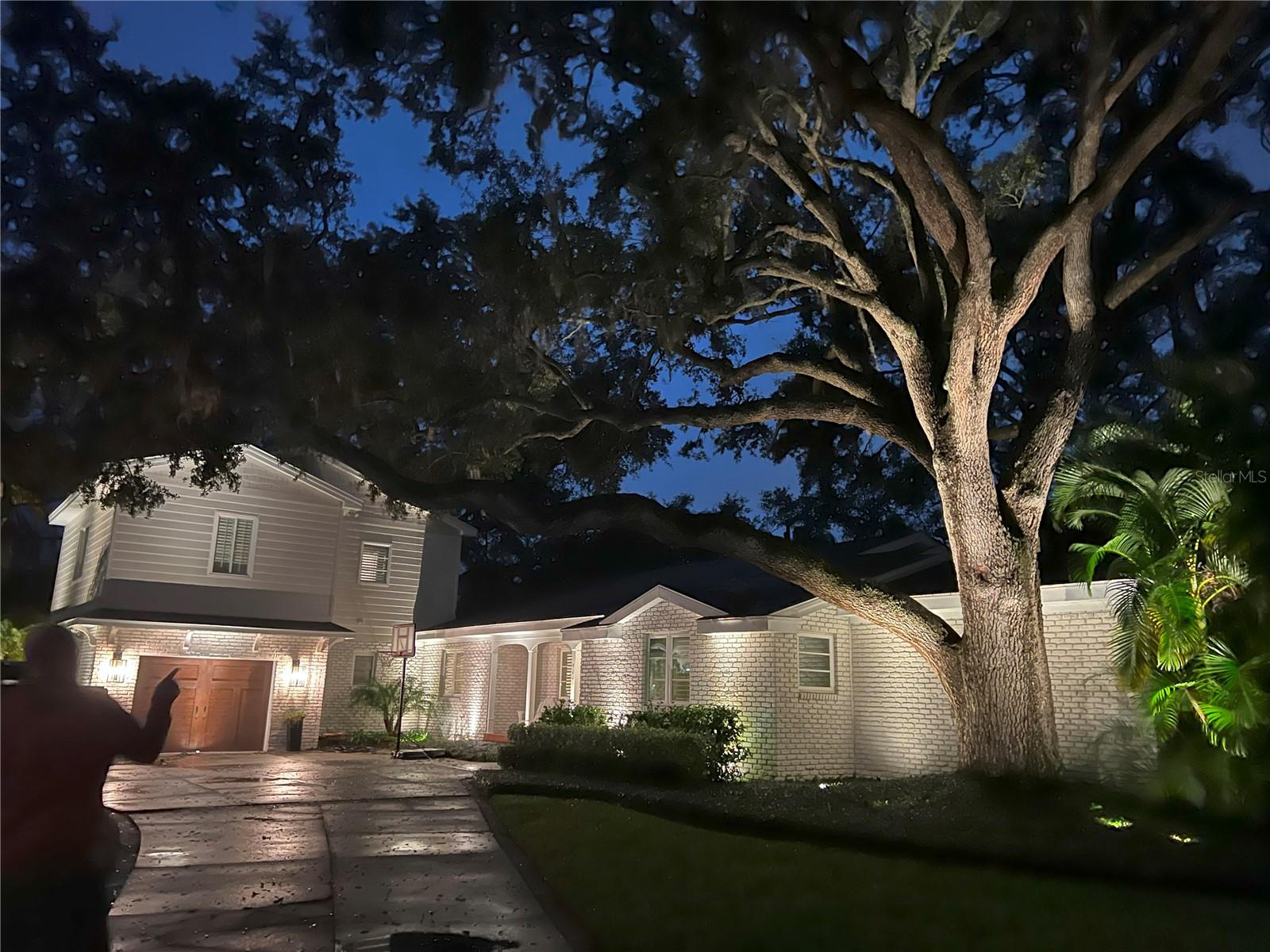 5001 W DICKENS AVE, TAMPA, FL, 33629