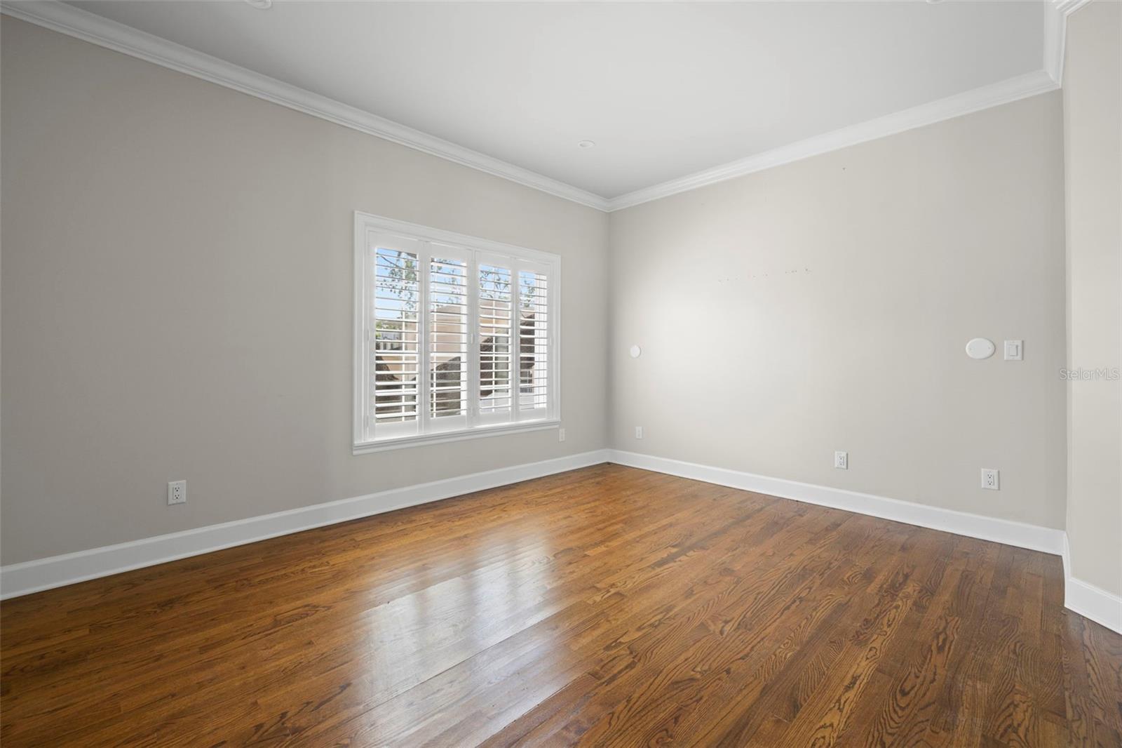 5001 W DICKENS AVE, TAMPA, FL, 33629