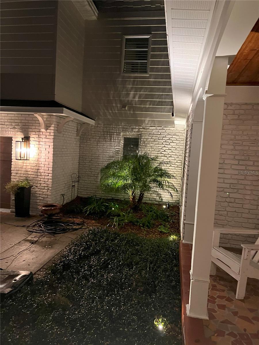 5001 W DICKENS AVE, TAMPA, FL, 33629