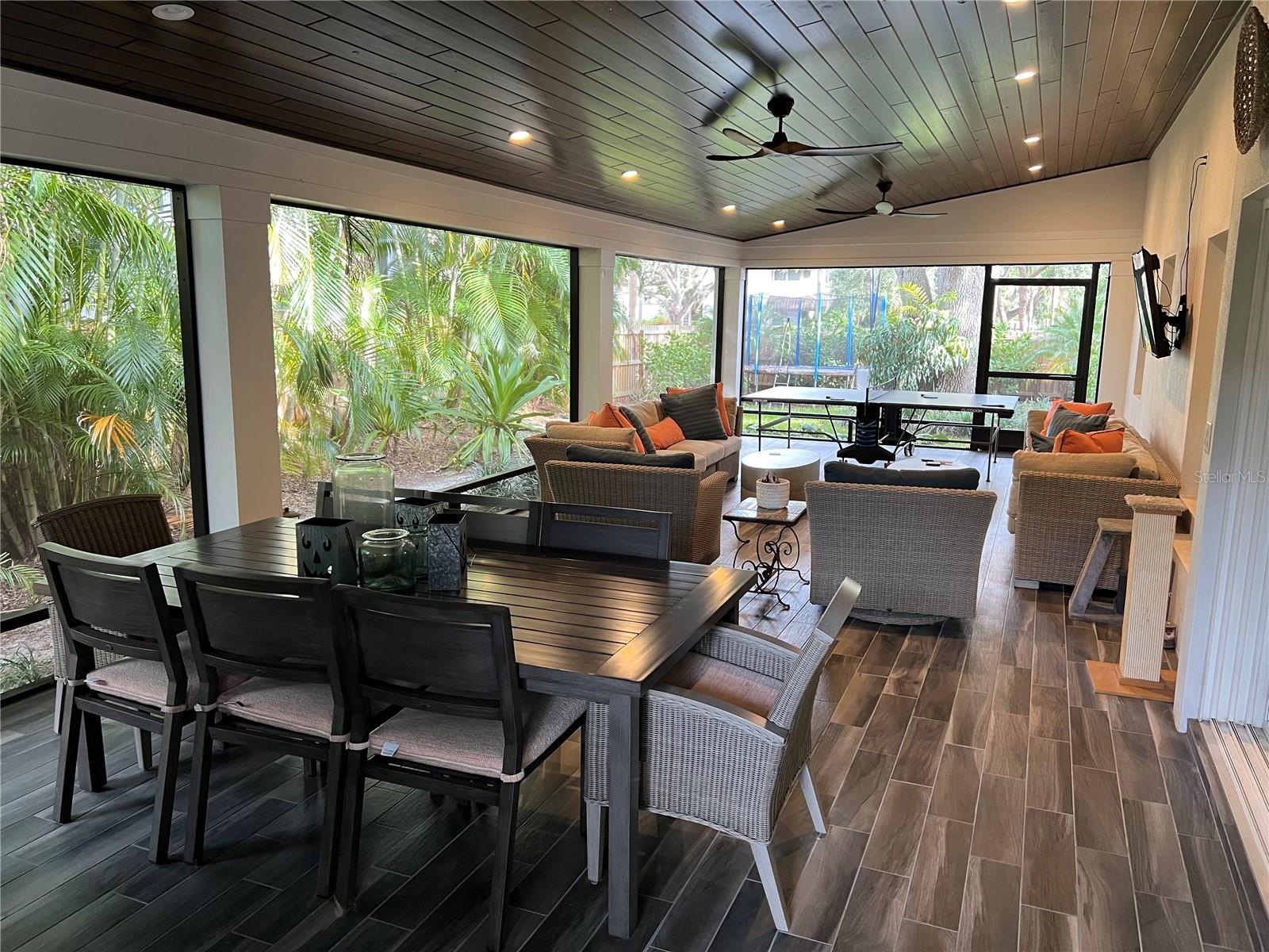 5001 W DICKENS AVE, TAMPA, FL, 33629