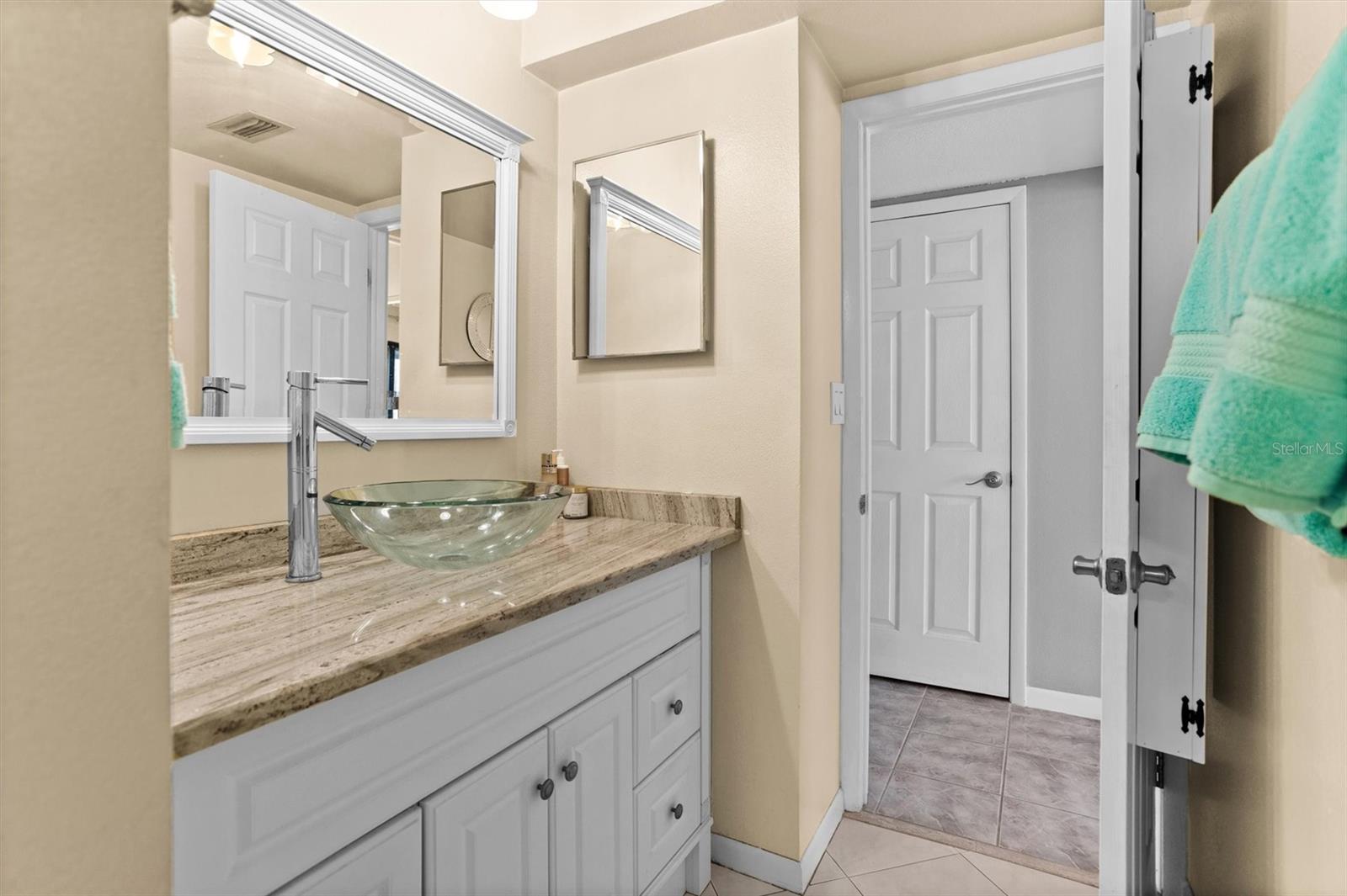 105 4TH AVE NE #219, ST PETERSBURG, FL, 33701