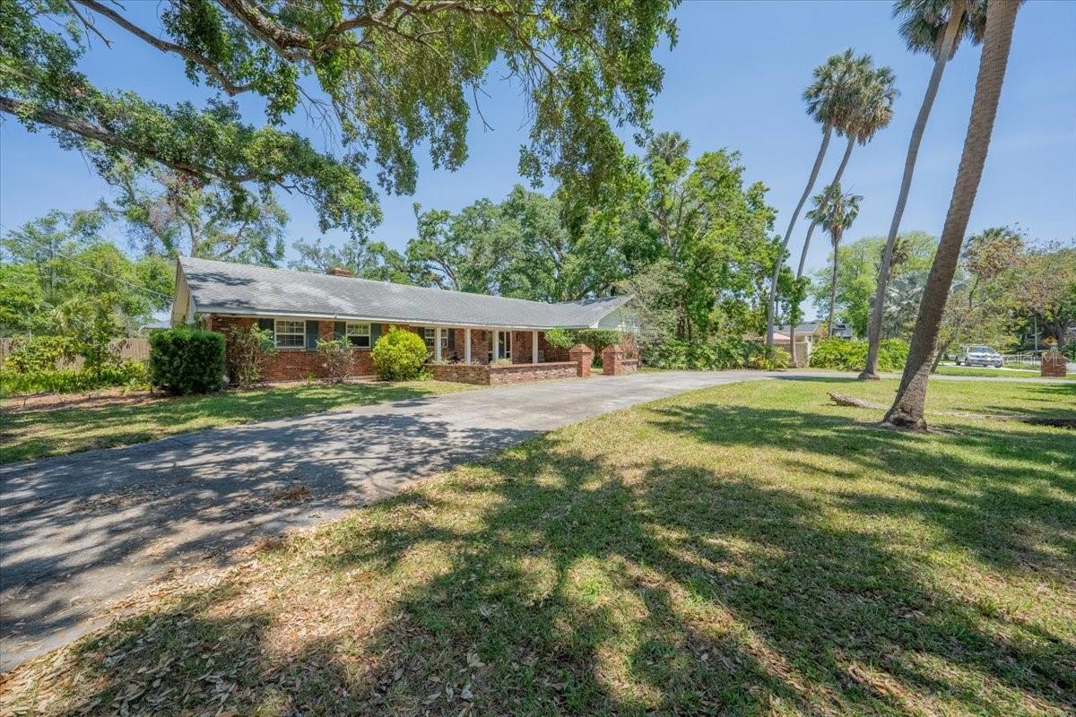 4315 W AZEELE ST, TAMPA, FL, 33609