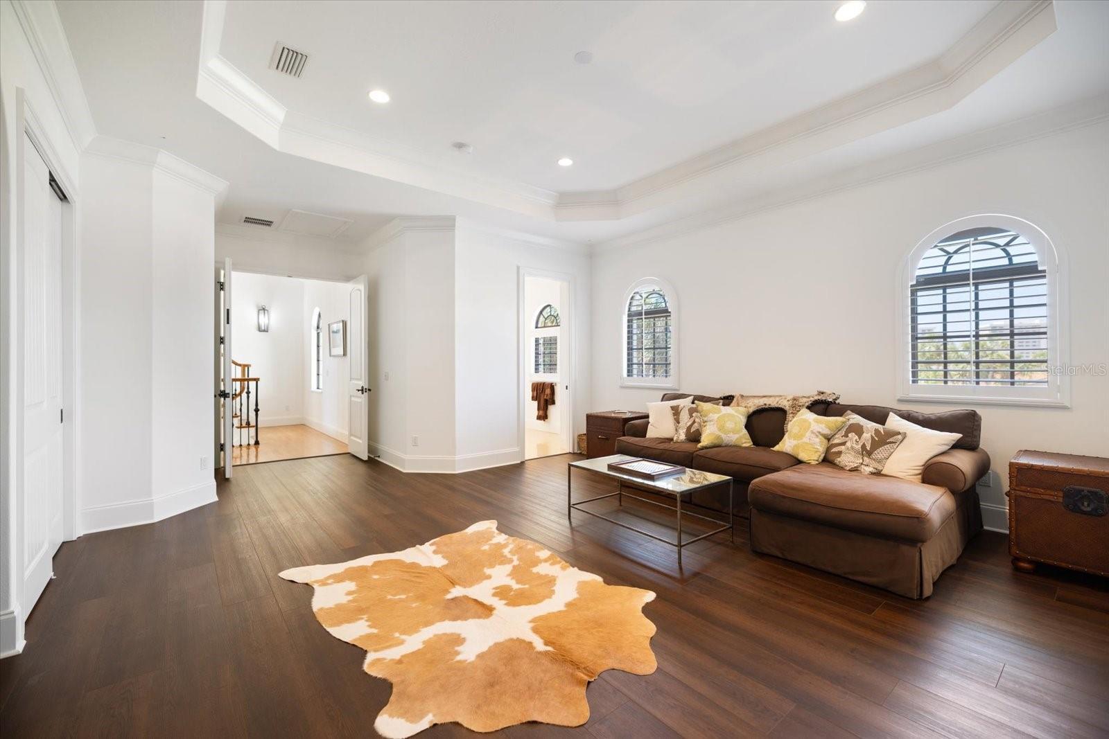 A4648699 Property Photo