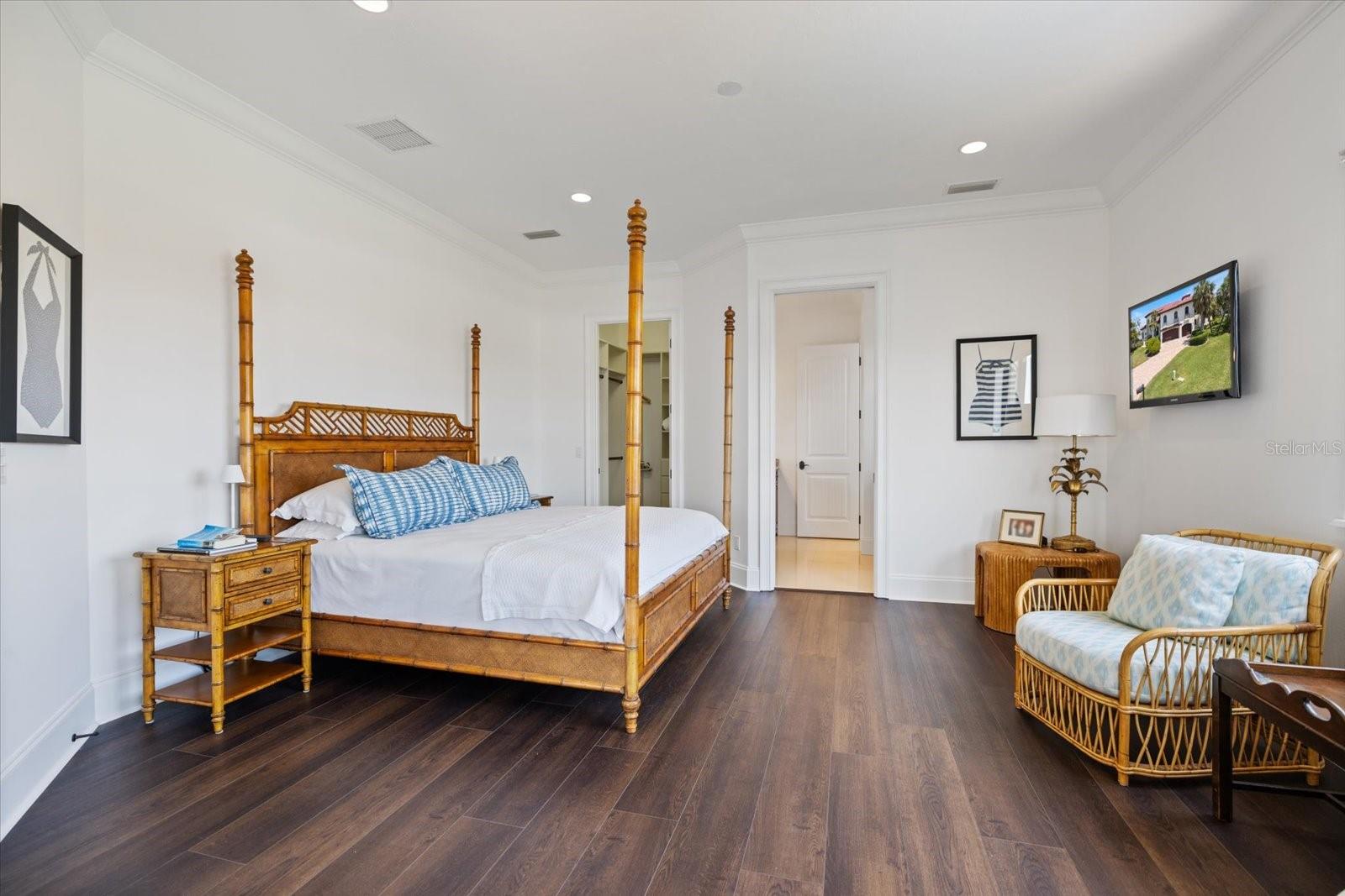 A4648699 Property Photo