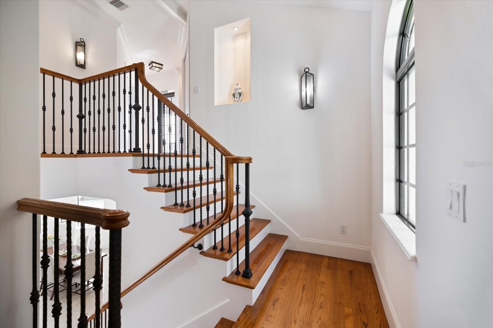 A4648699 Property Photo