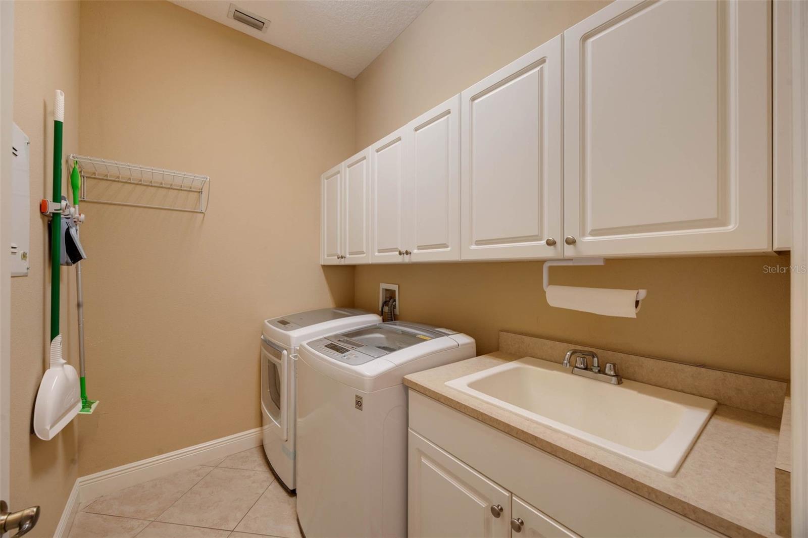 128 HALLSTROM CT, DEBARY, FL, 32713