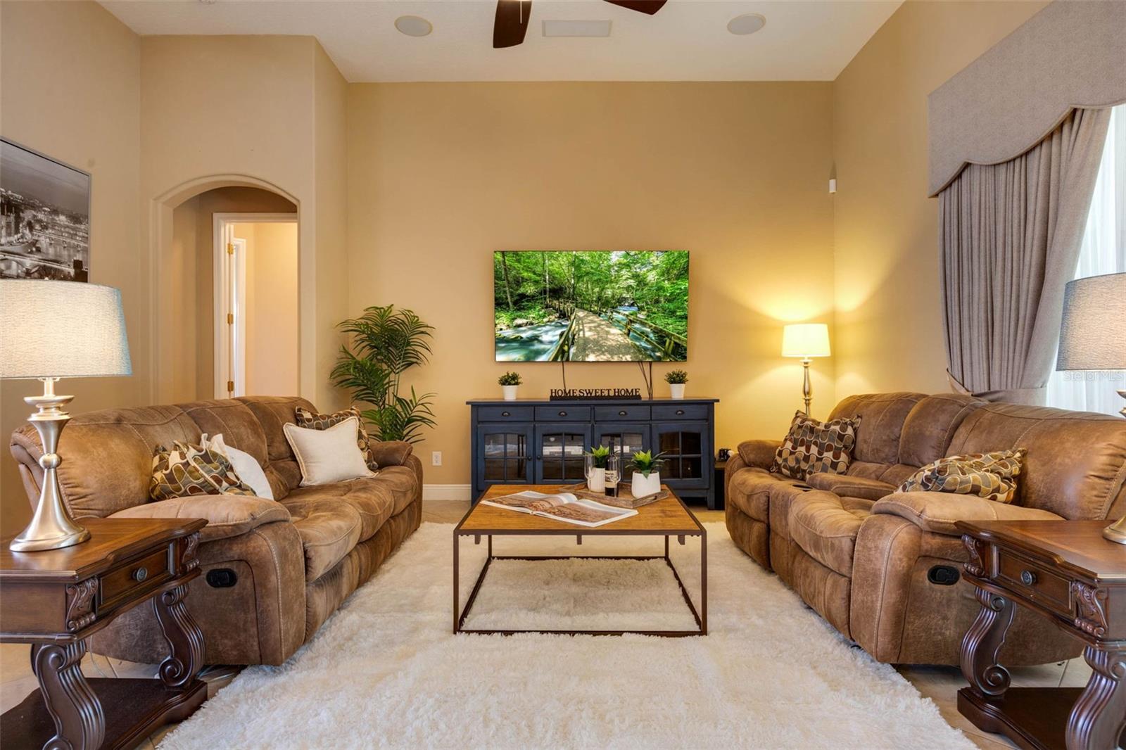 128 HALLSTROM CT, DEBARY, FL, 32713