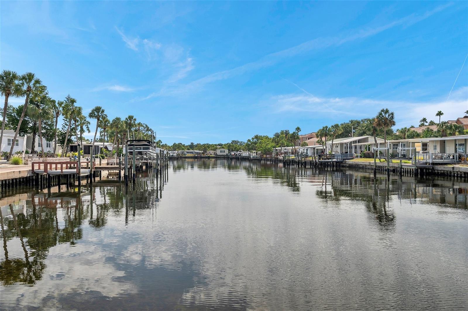 4851 W GANDY BLVD #B6 L27, TAMPA, FL, 33611