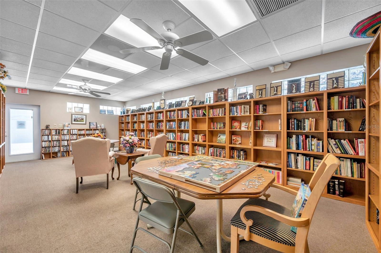 4851 W GANDY BLVD #B6 L27, TAMPA, FL, 33611