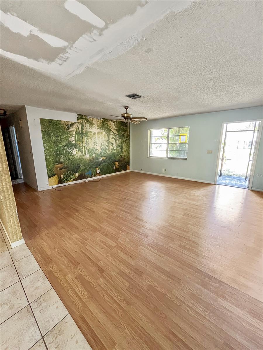 118 SW LANCASTER AVE, PORT ST LUCIE, FL, 34984