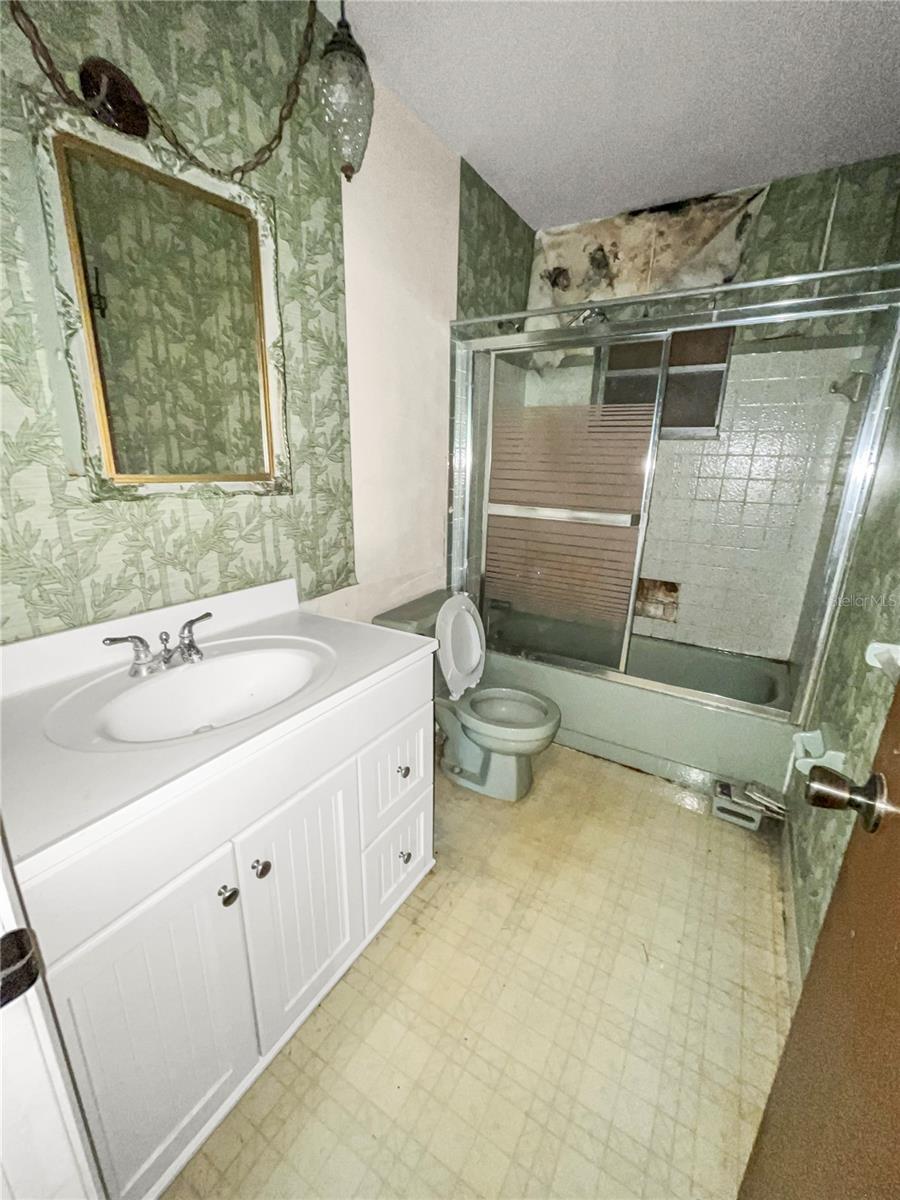 118 SW LANCASTER AVE, PORT ST LUCIE, FL, 34984