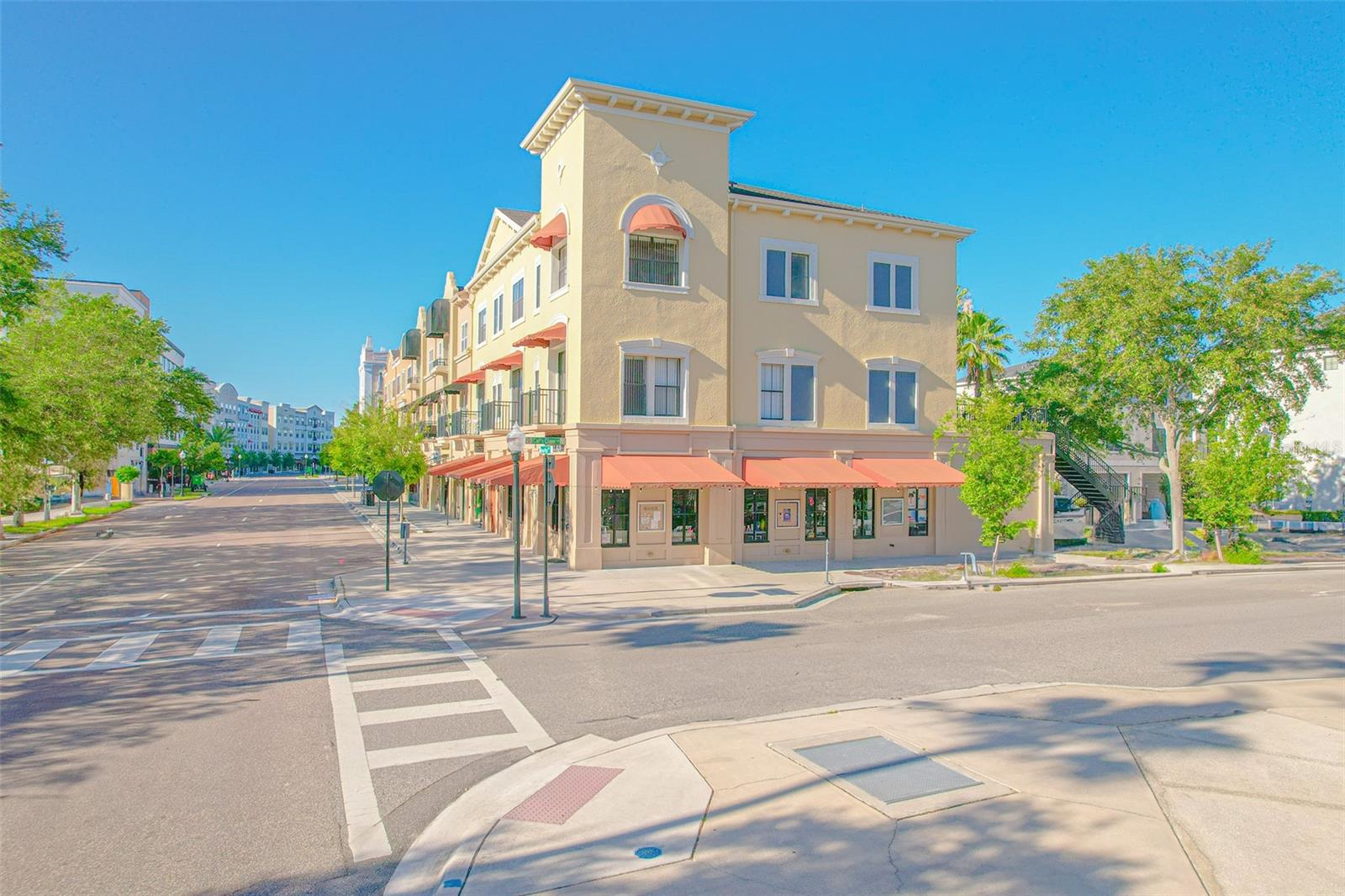 3704 AVALON PARK EAST BLVD, ORLANDO, FL, 32828