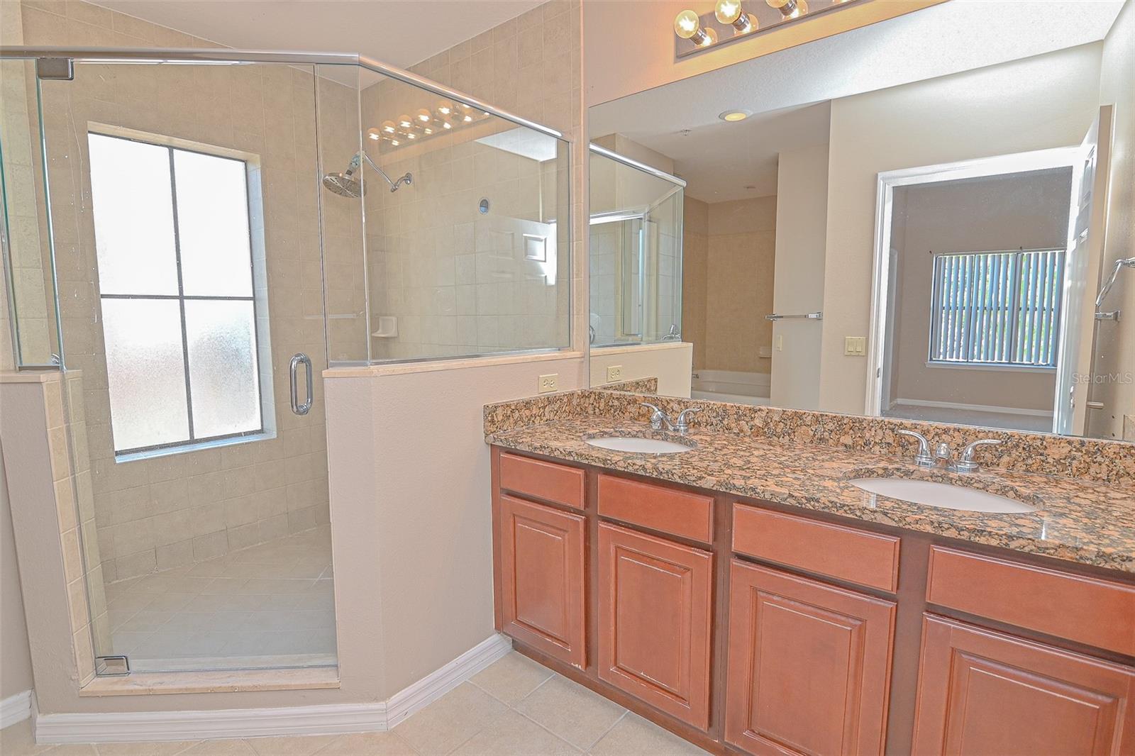 3704 AVALON PARK EAST BLVD, ORLANDO, FL, 32828