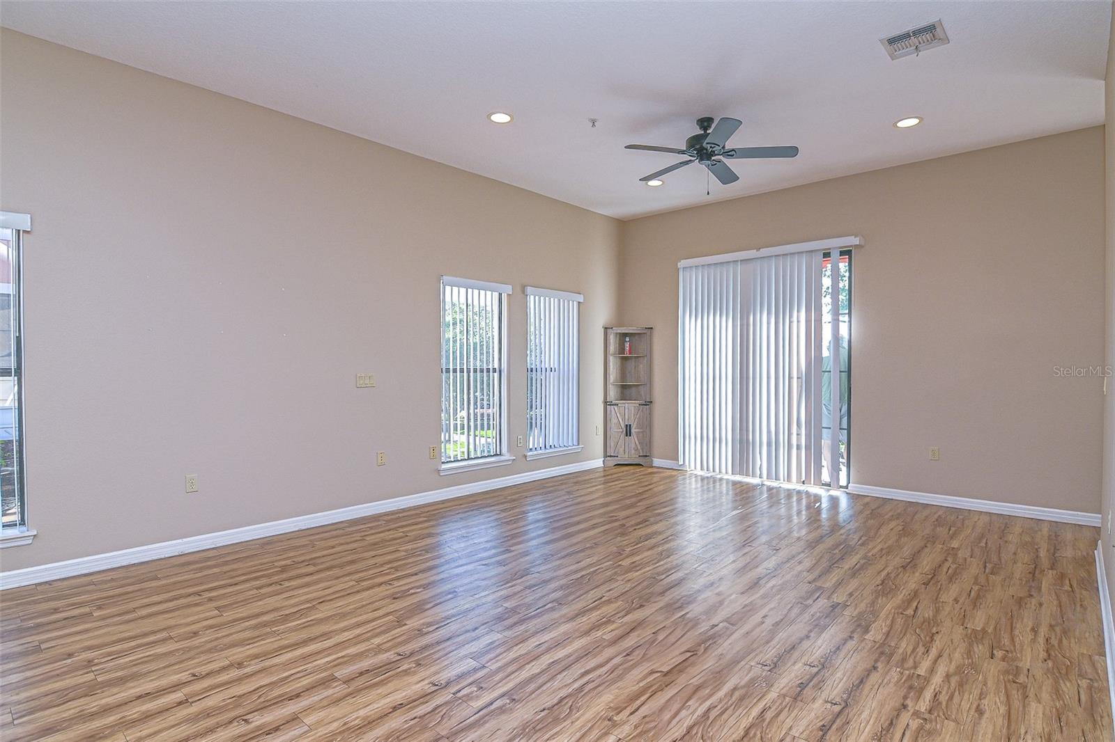 3704 AVALON PARK EAST BLVD, ORLANDO, FL, 32828