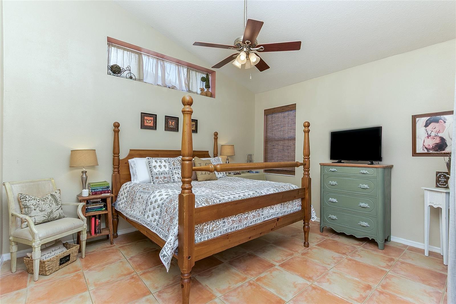 821 N LAKE CLAIRE CIR, OVIEDO, FL, 32765