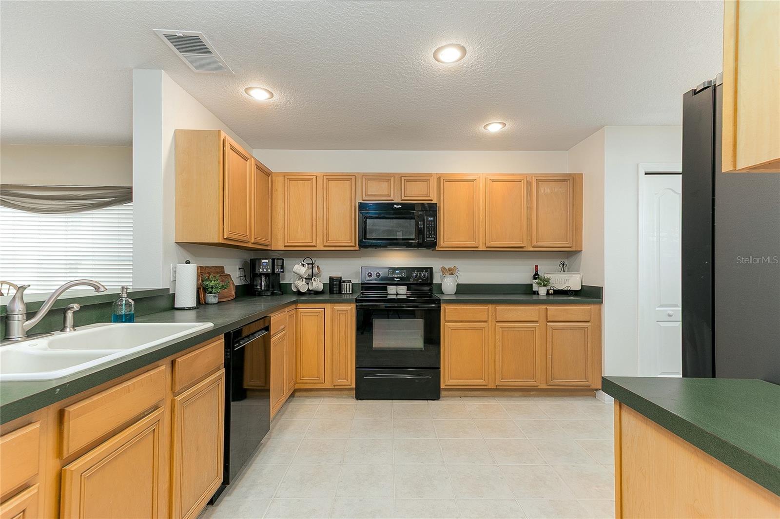 821 N LAKE CLAIRE CIR, OVIEDO, FL, 32765