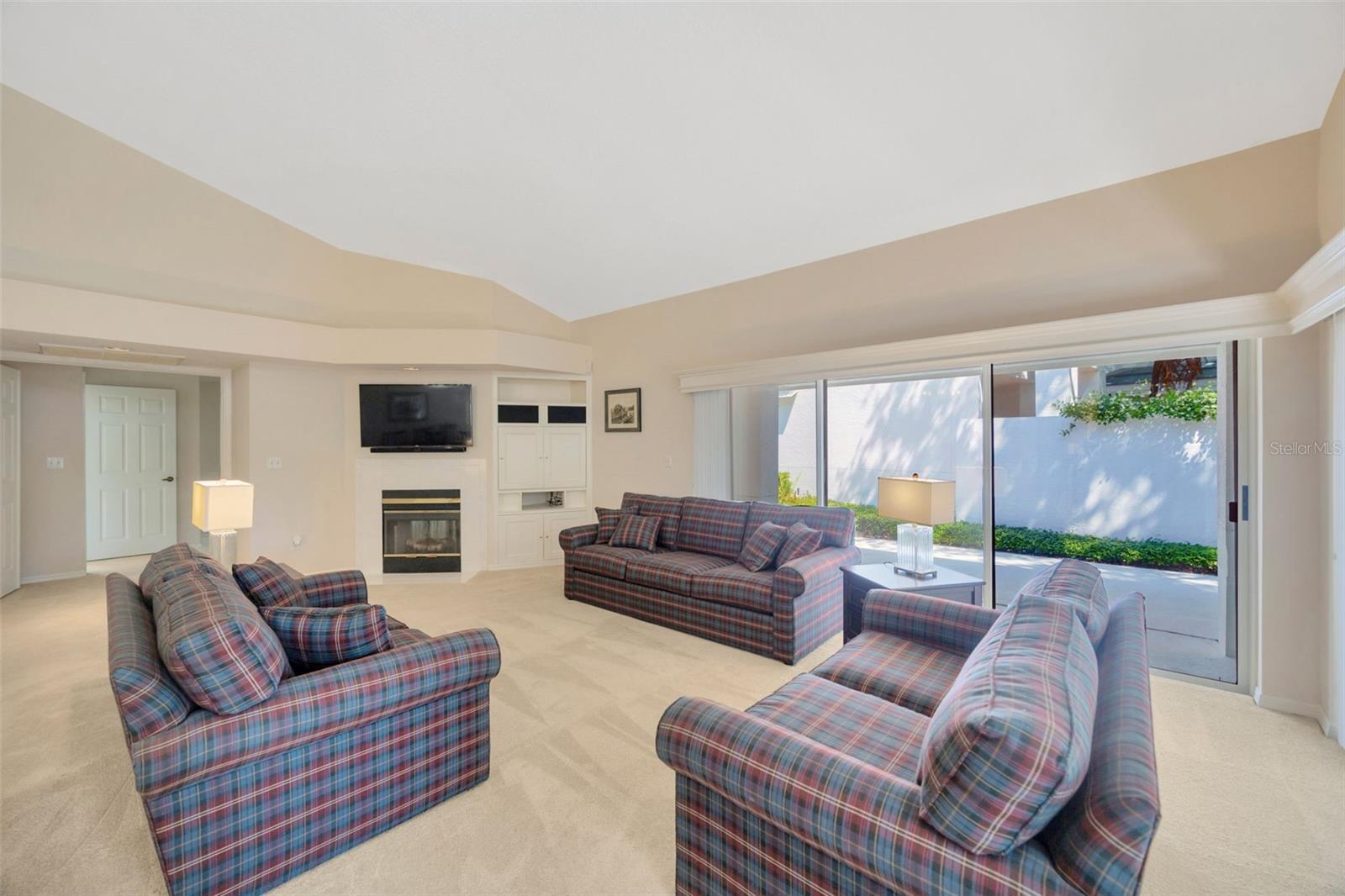 15824 SANCTUARY DR, TAMPA, FL, 33647