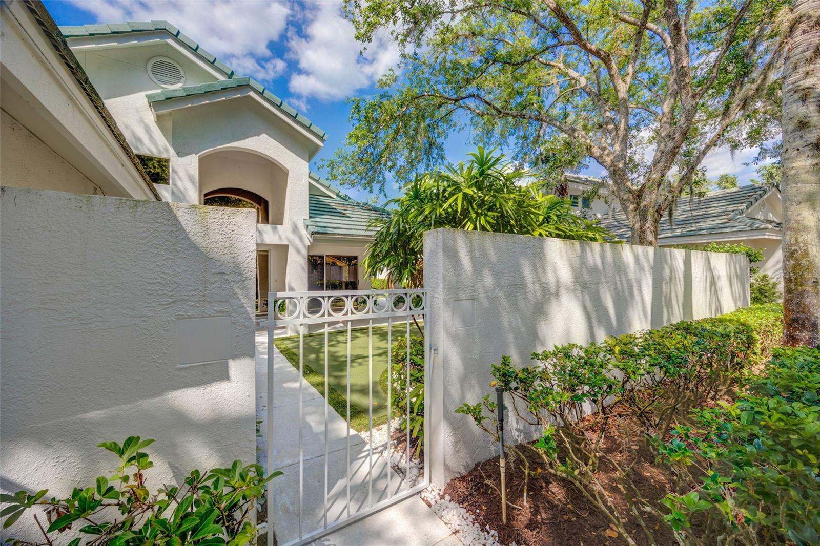 15824 SANCTUARY DR, TAMPA, FL, 33647