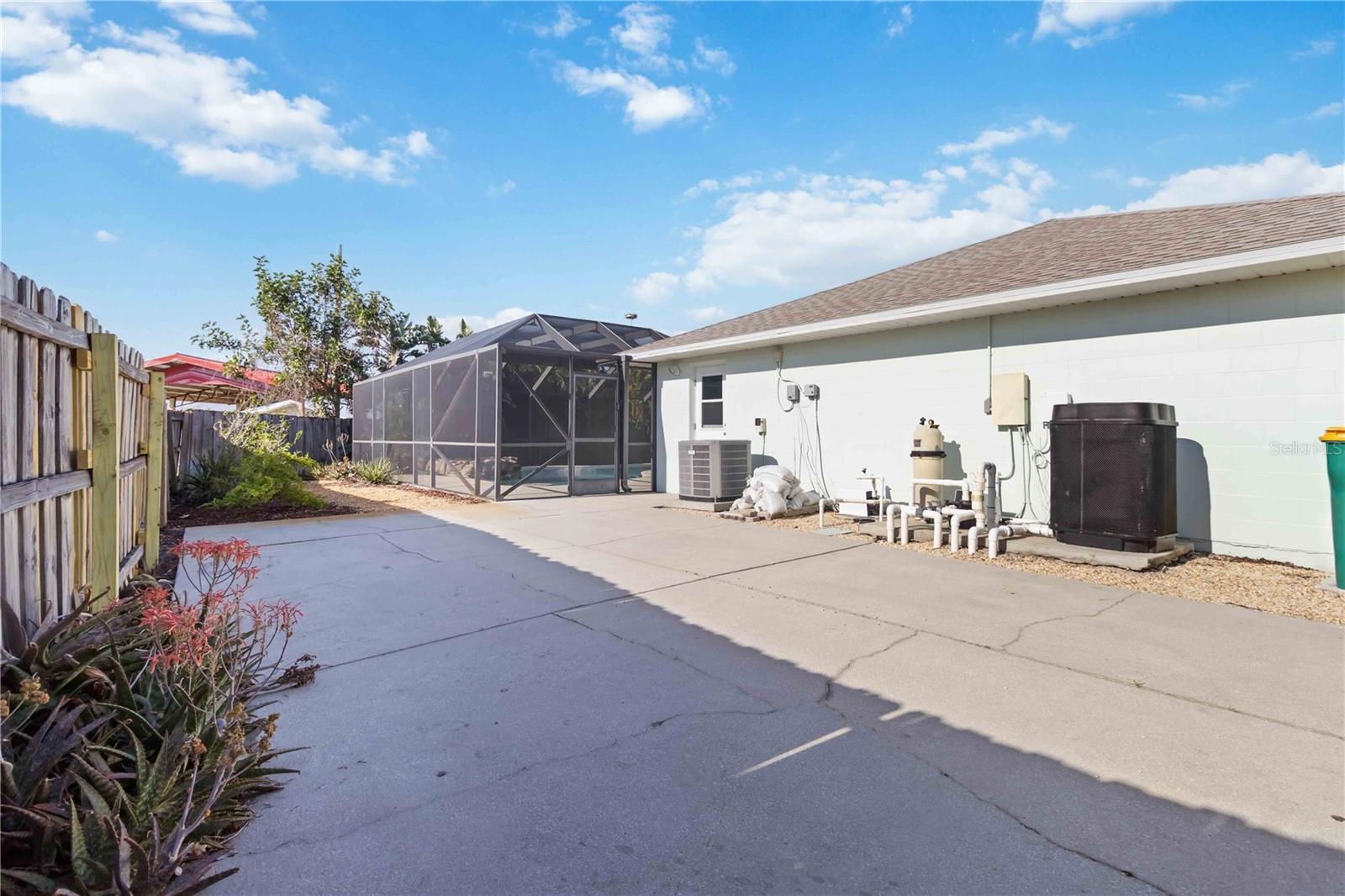 275 BANANA BLVD, MERRITT ISLAND, FL, 32952