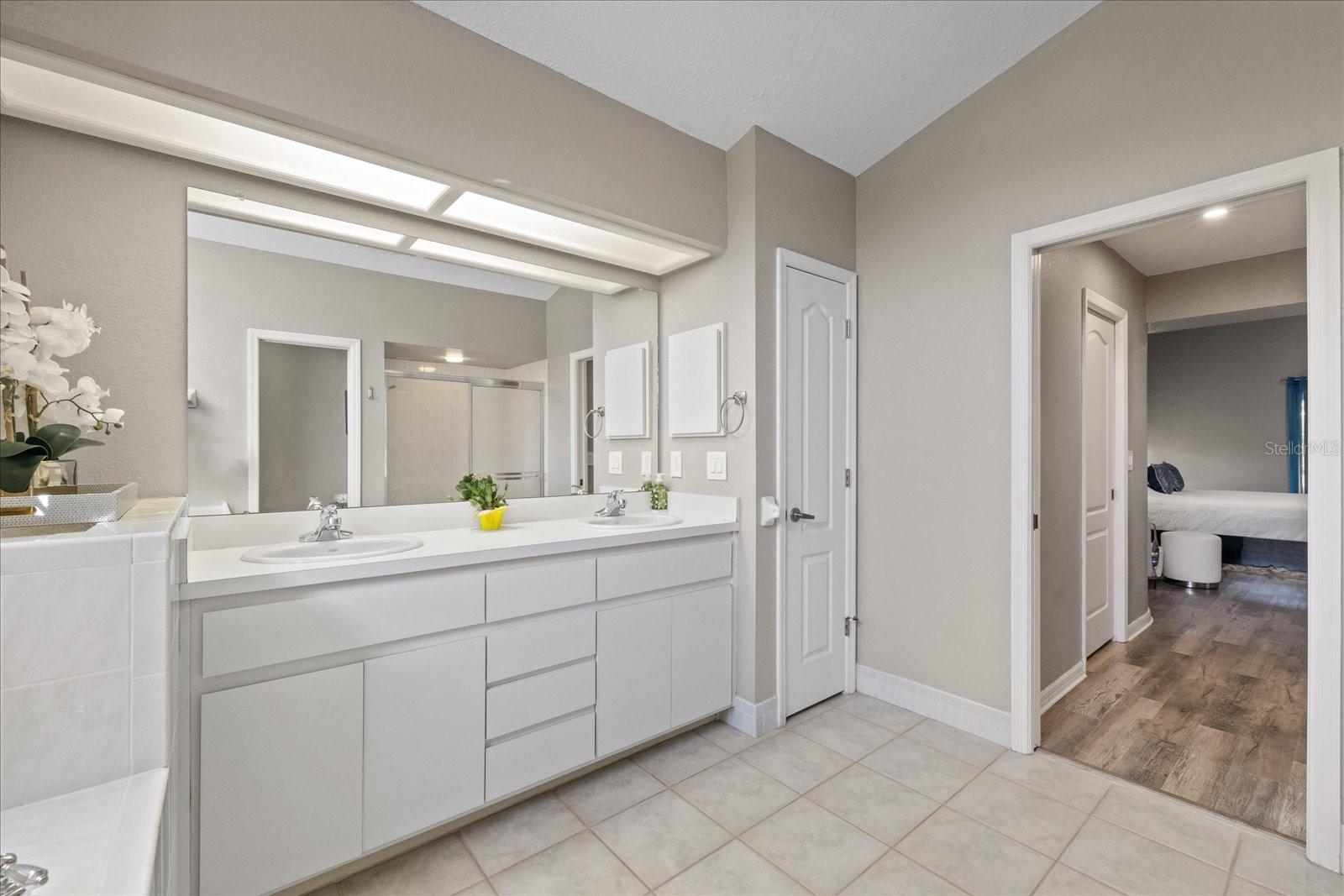 1390 FINLAND DR, SPRING HILL, FL, 34609