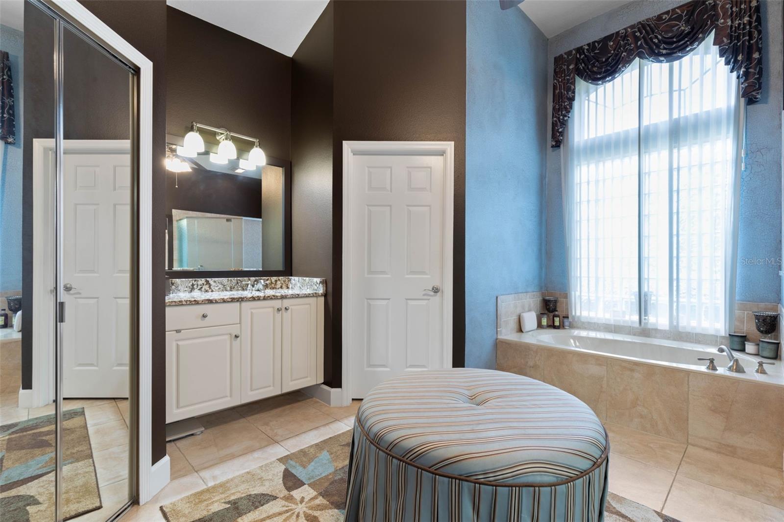 945 STONE LAKE DR, ORMOND BEACH, FL, 32174