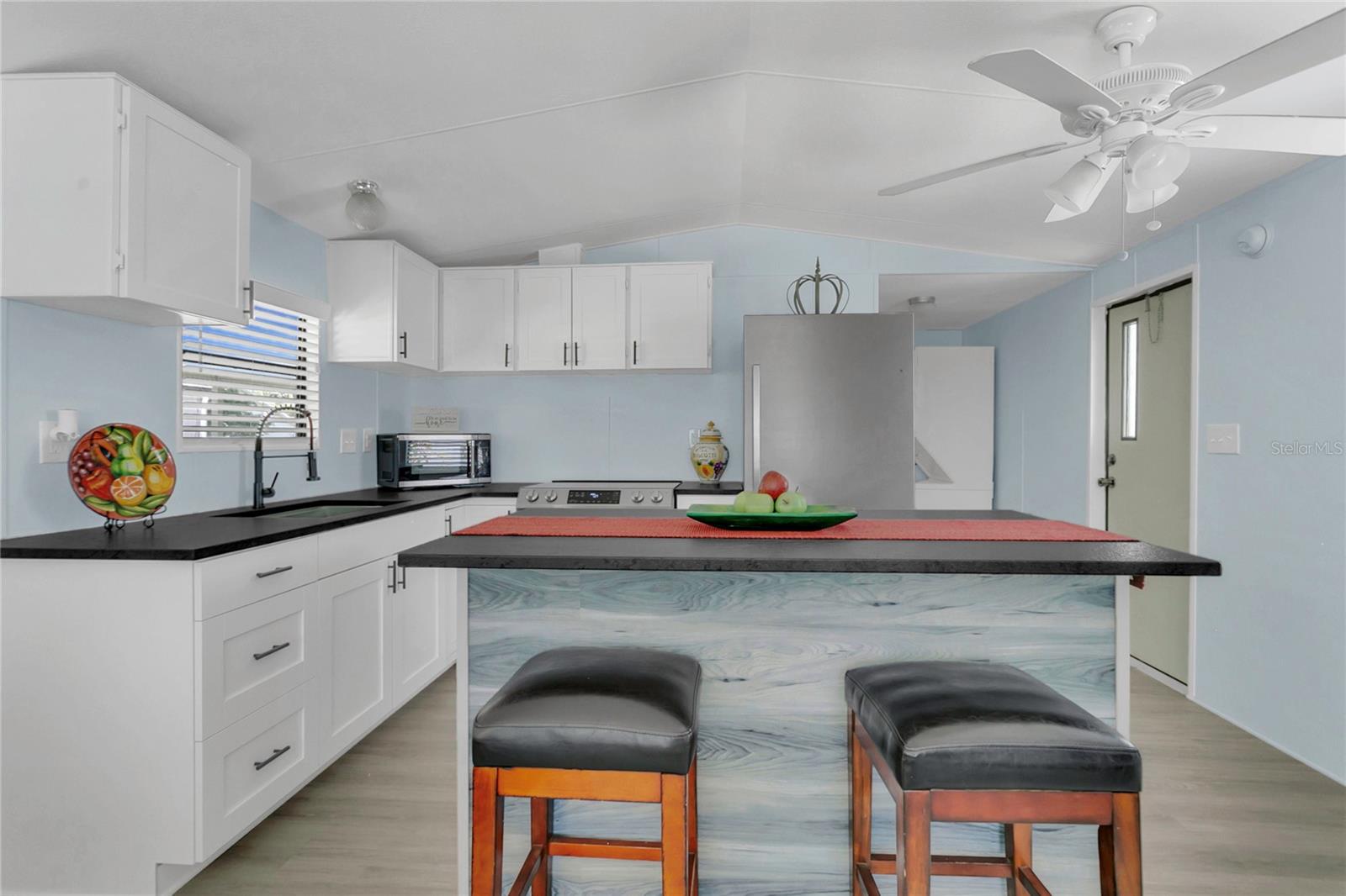 634 COTTAGE PARK LN, LEESBURG, FL, 34748