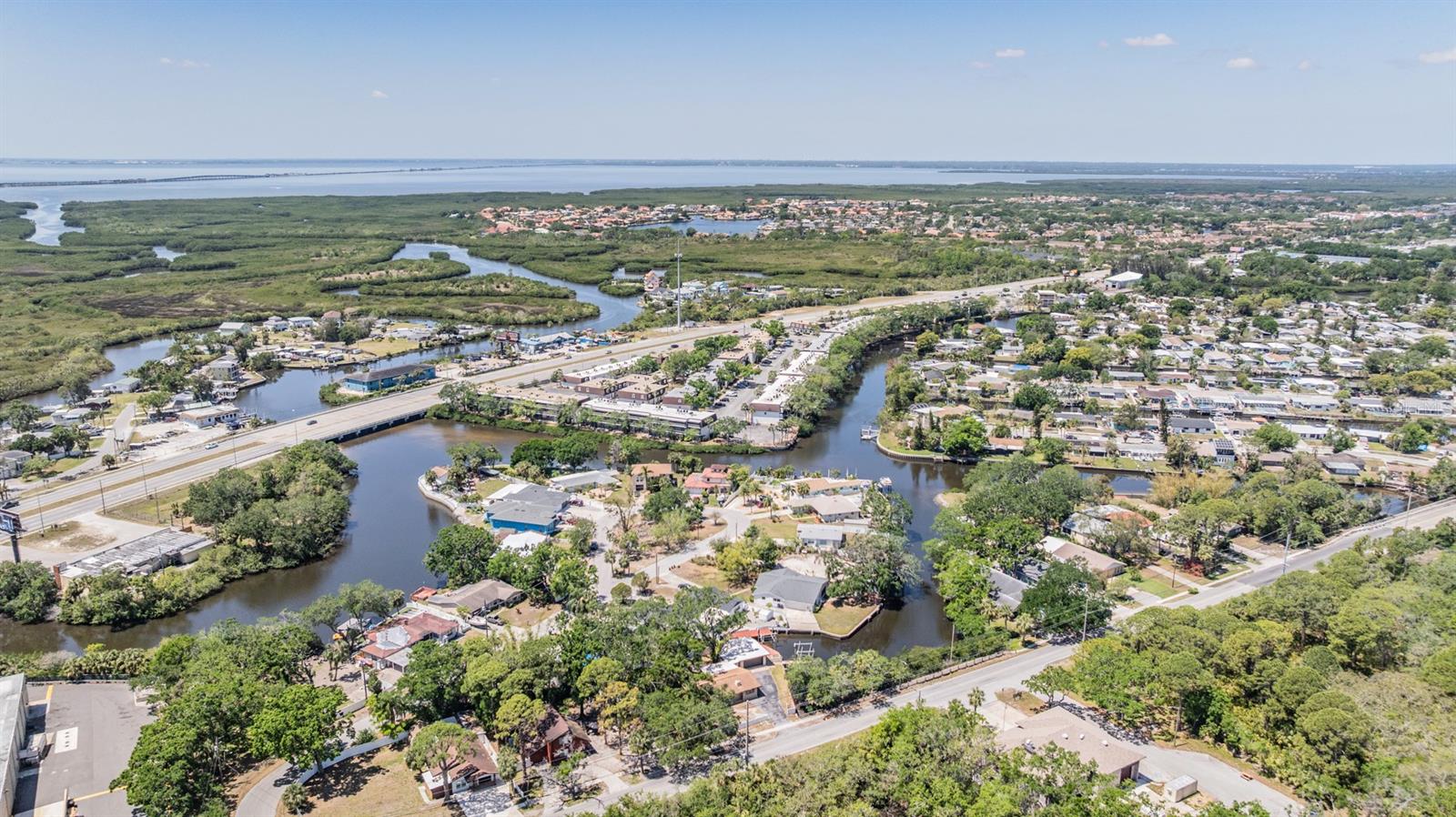 8816 MEMORIAL HWY, TAMPA, FL, 33615