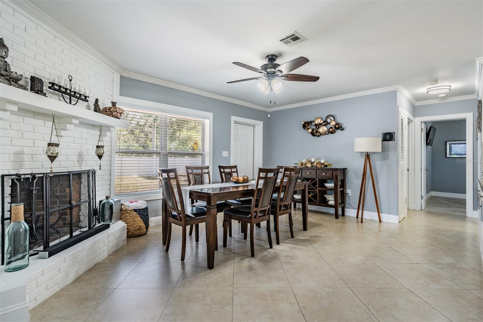 8816 MEMORIAL HWY, TAMPA, FL, 33615