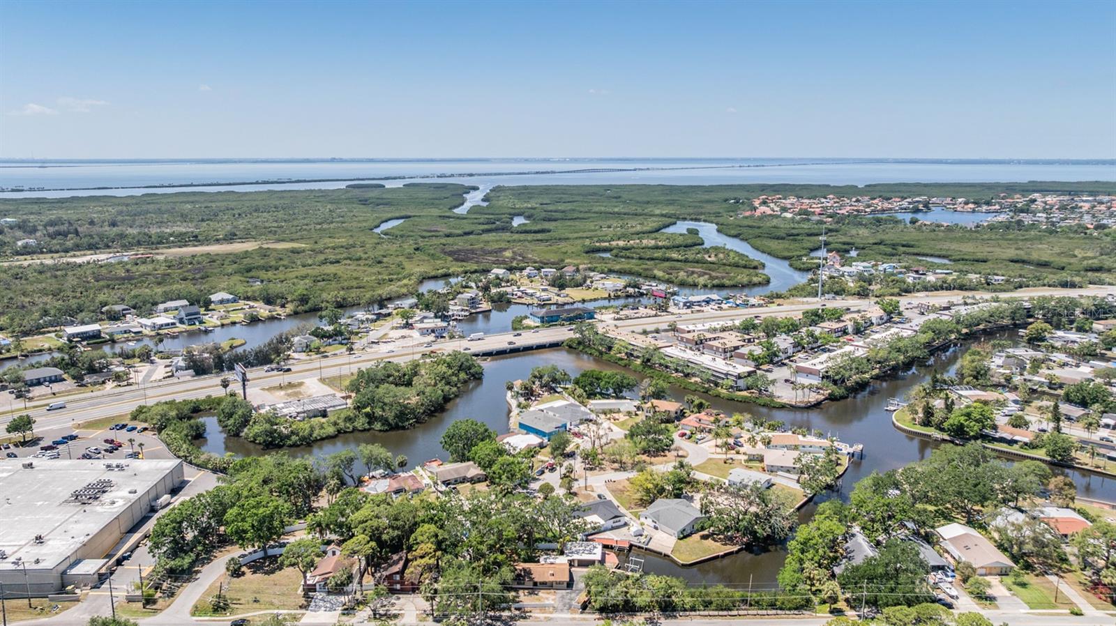 8816 MEMORIAL HWY, TAMPA, FL, 33615